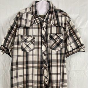 Smart Dressed Man with BKE Slim Fit Button Down Short Sleeve Shirt. Athletic Fit